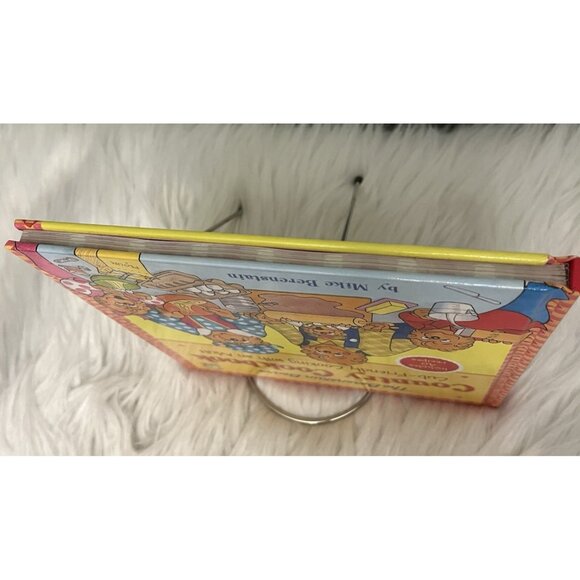 The Berenstain Bears' Country Cookbook: Cub-Friendly Cooking with an Adult - Picture 7 of 15